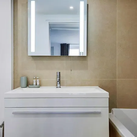 Elegant - 2bd-6p - Avenue Montaigne *