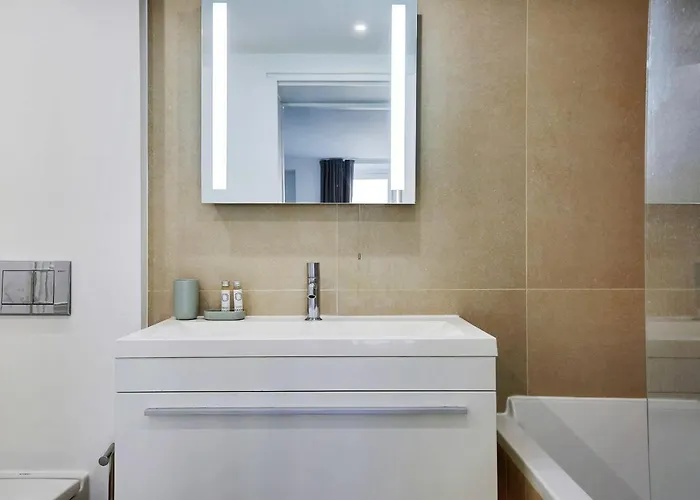 Elegant - 2bd-6p - Avenue Montaigne *